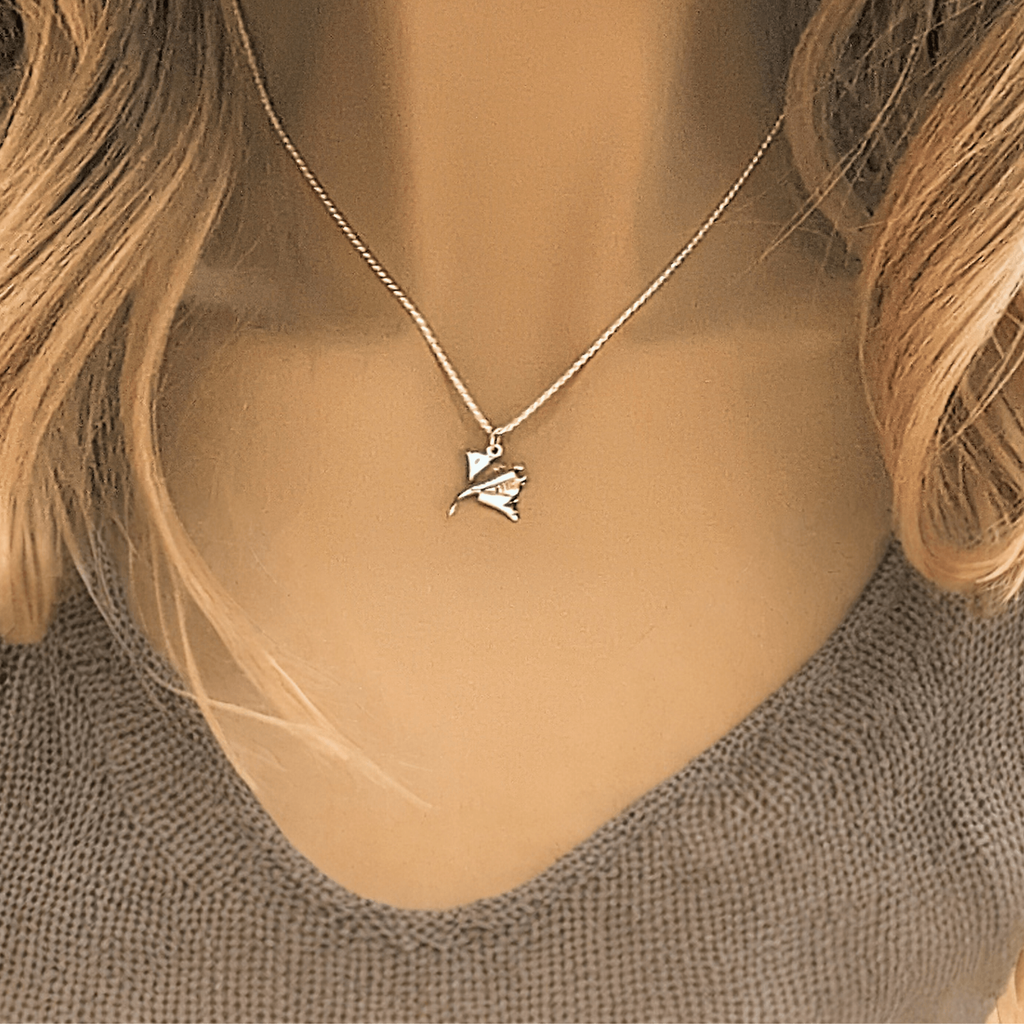 Manta Ray Pendant charm necklace, 22 inch