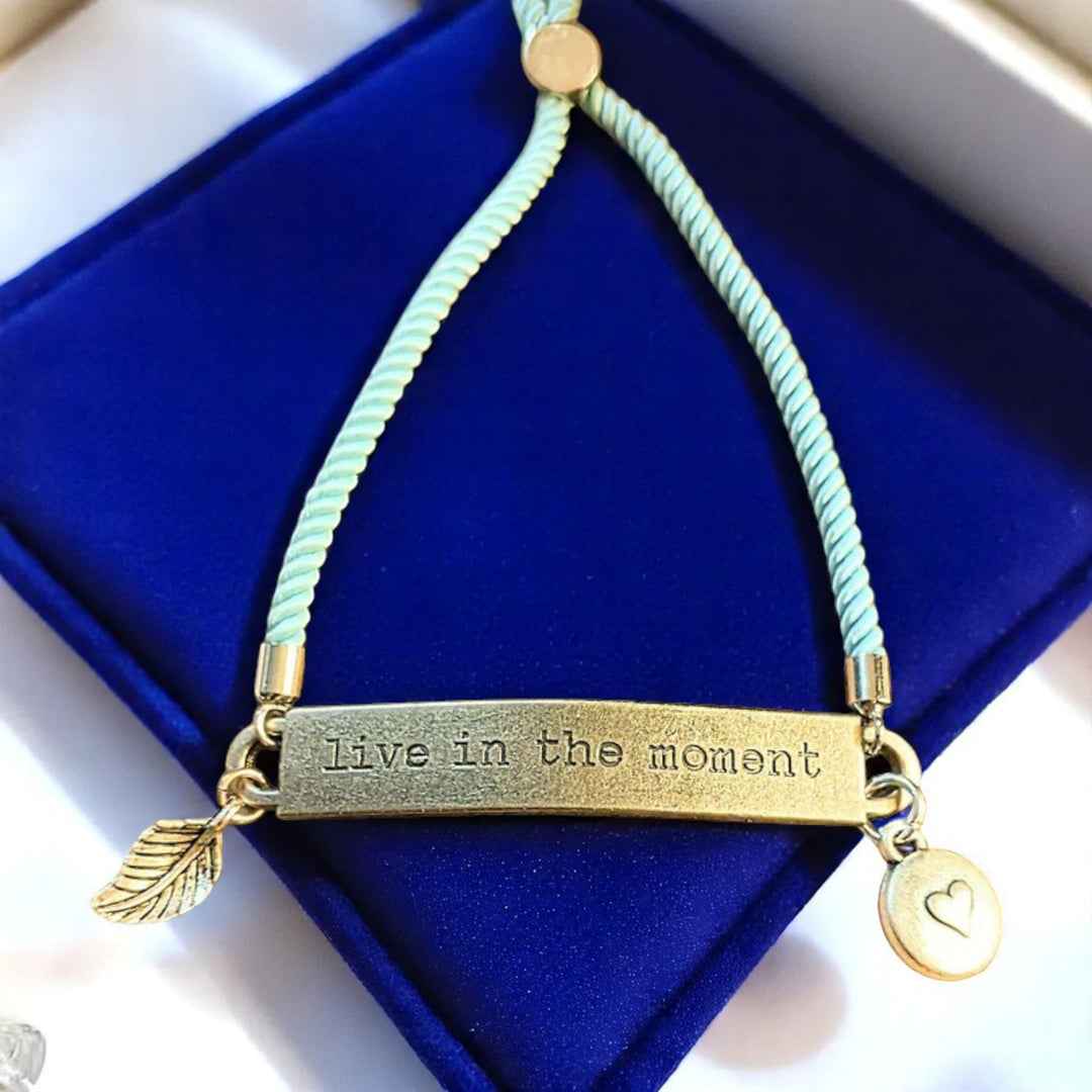 Live in the Moment, Inspirational Quote Twisted rope bolo Bracelet