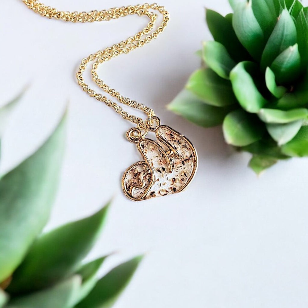 Adorable Dried Flower Tree Sloth - Yellow or Rose Gold