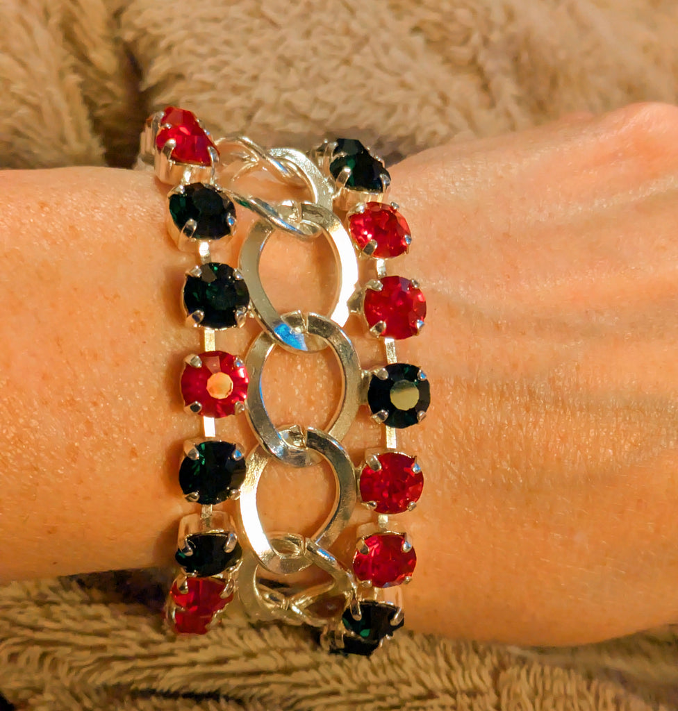 Red and Deep Green Multi Faceted Crystal Bracelet-Large 8 inch