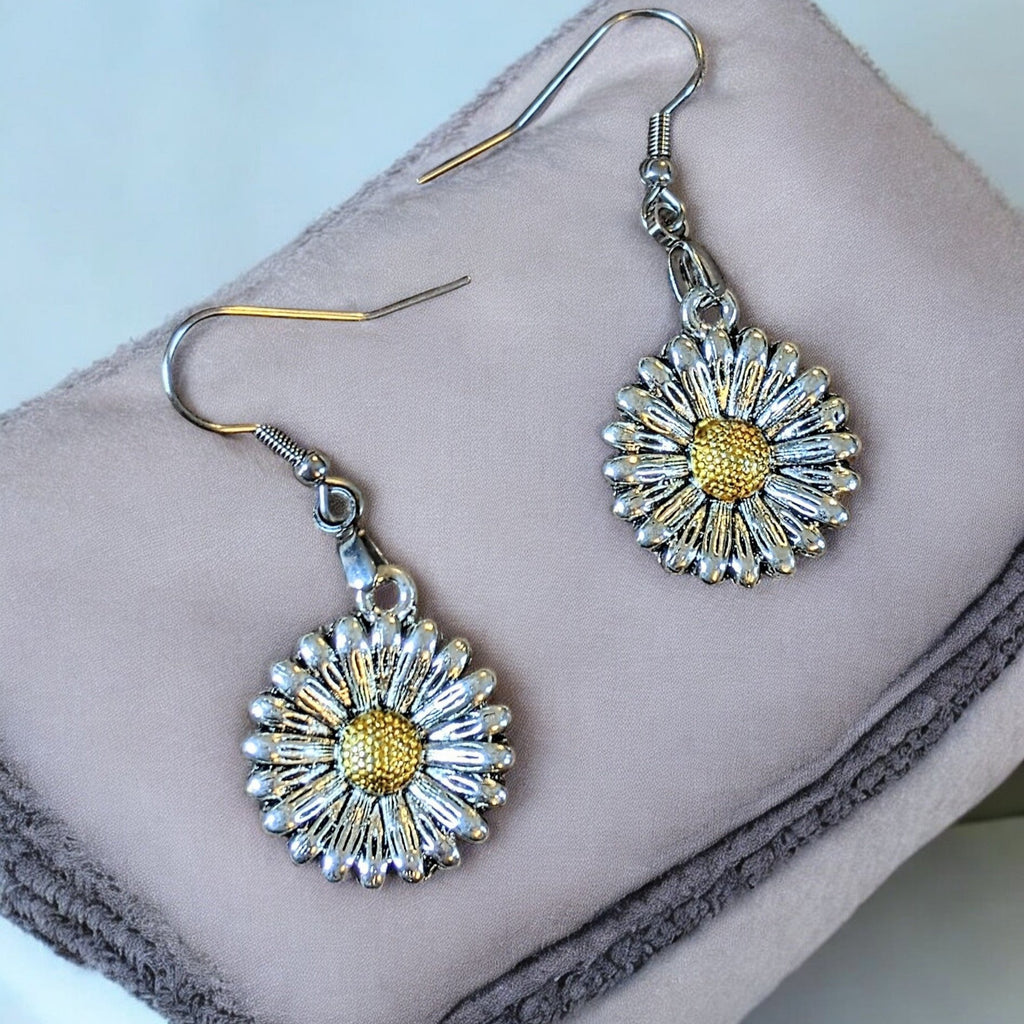 Silver Sunflower/Daisy dangle earrings