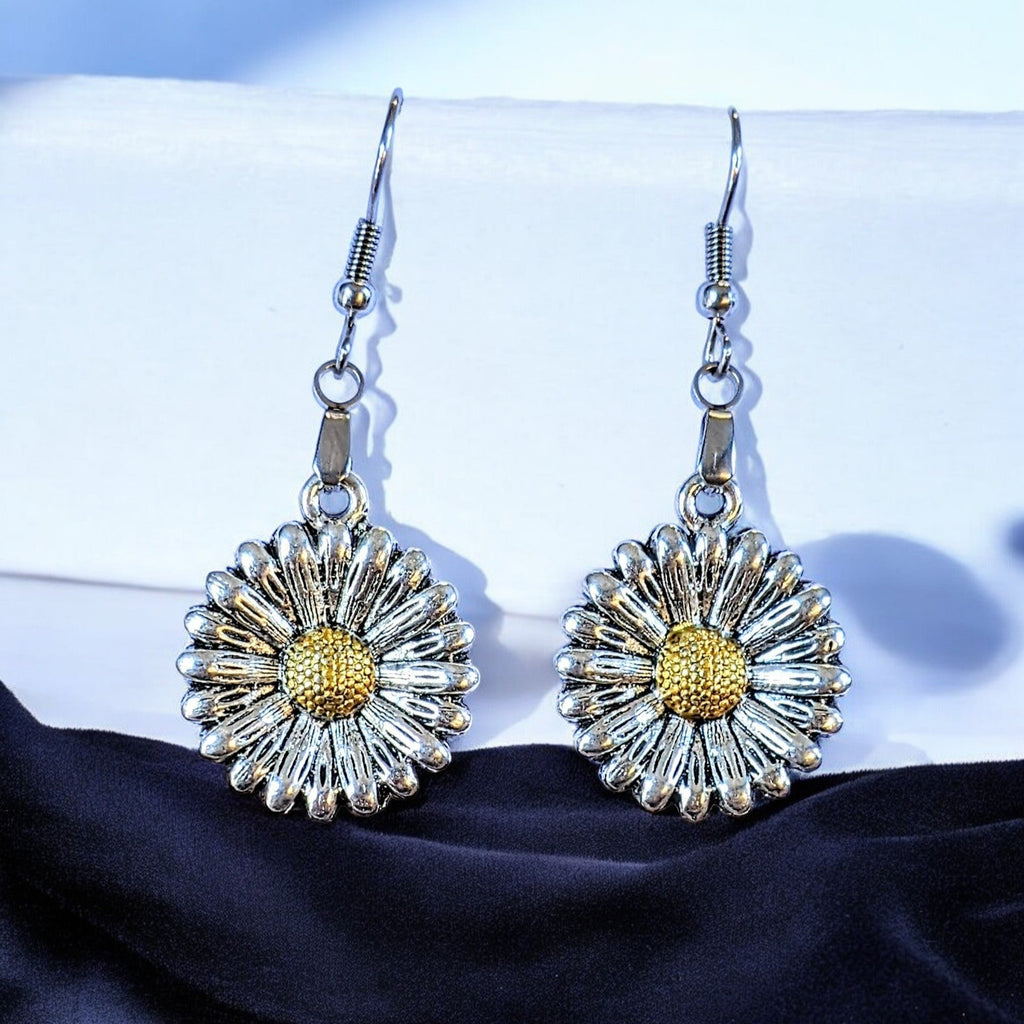 Silver Sunflower/Daisy dangle earrings