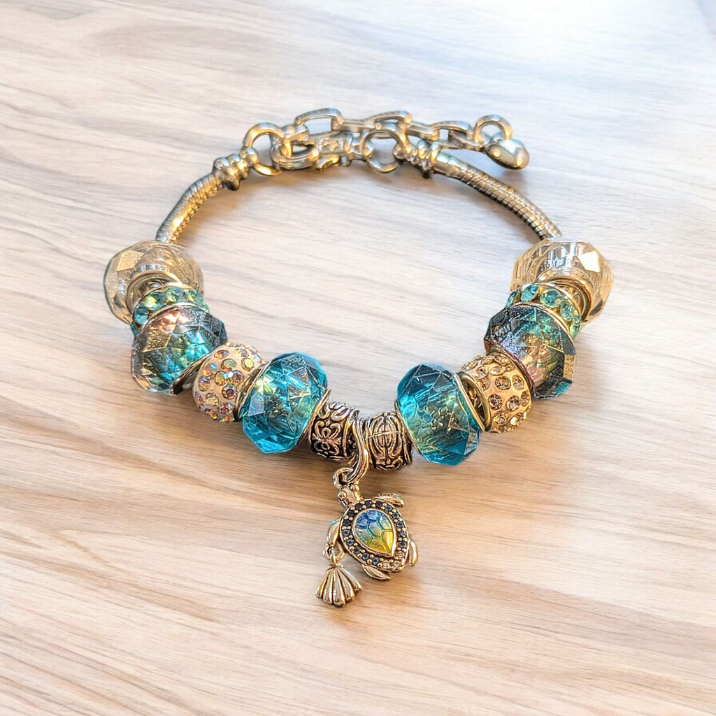 Sea Turtle European beaded bracelet, Silver