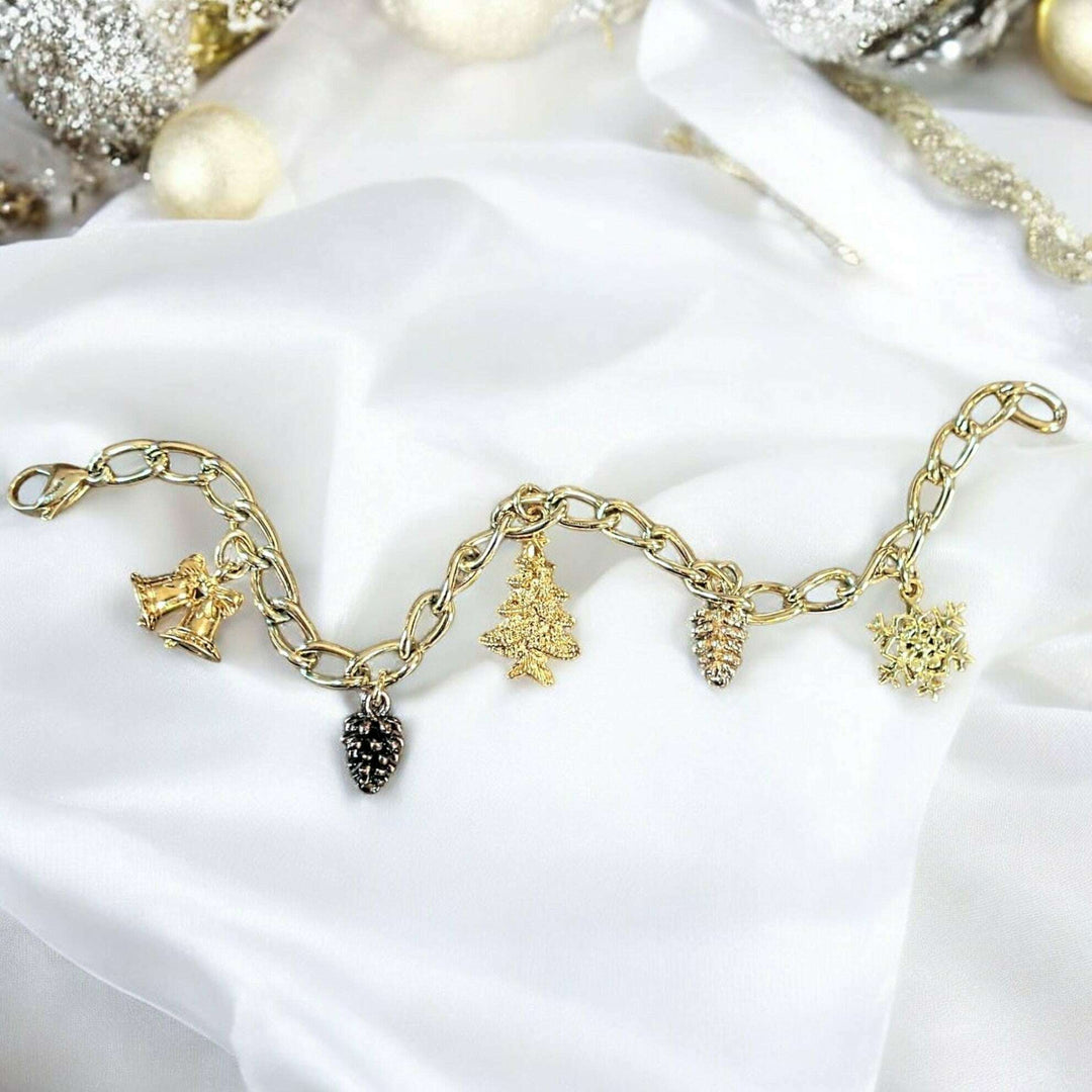 Christmas Gold Charm bracelet