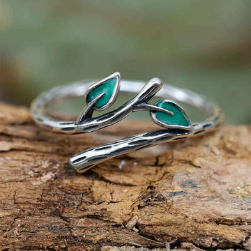Climbing Vine Wrap Ring