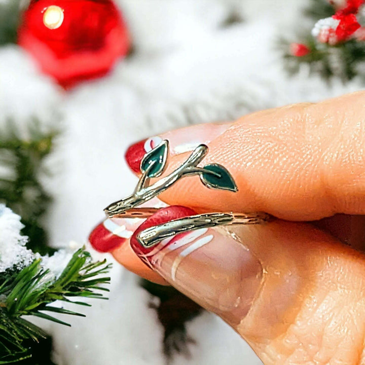 Climbing Vine Wrap Ring