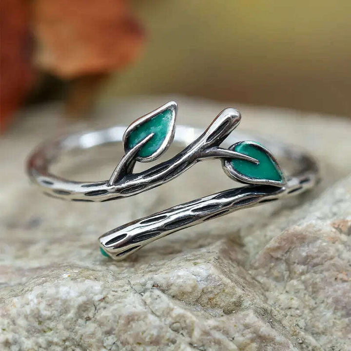 Climbing Vine Wrap Ring