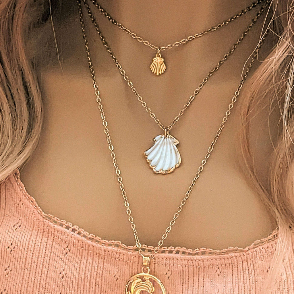 Gold Seashell Wave Layered Necklace Set
