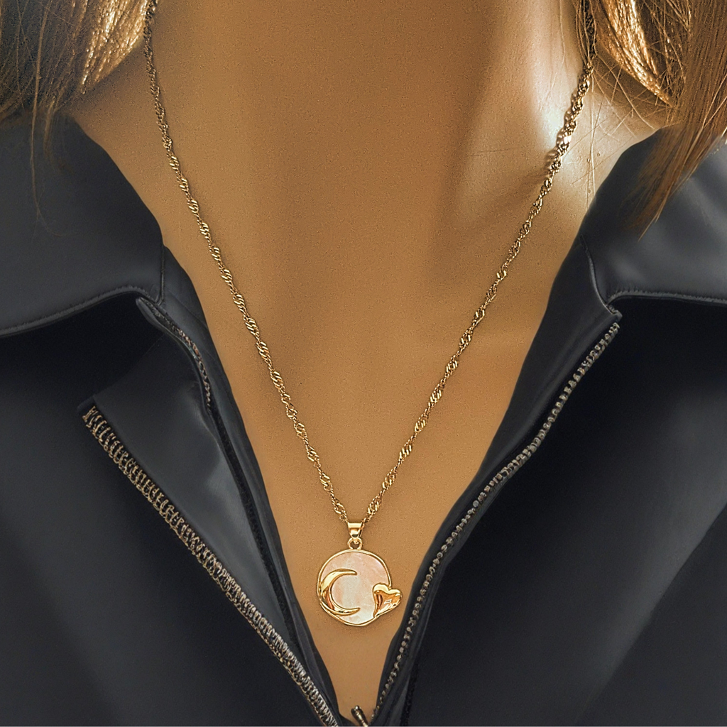 Pearl Shell Moon Heart necklace, Gold- 20 inch