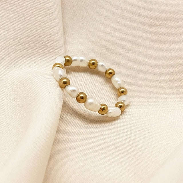 Oblong Pearl Beaded Stretch Ring