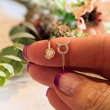 Opal Zodiac Sign Ring Taurus (April 20 – May 20)