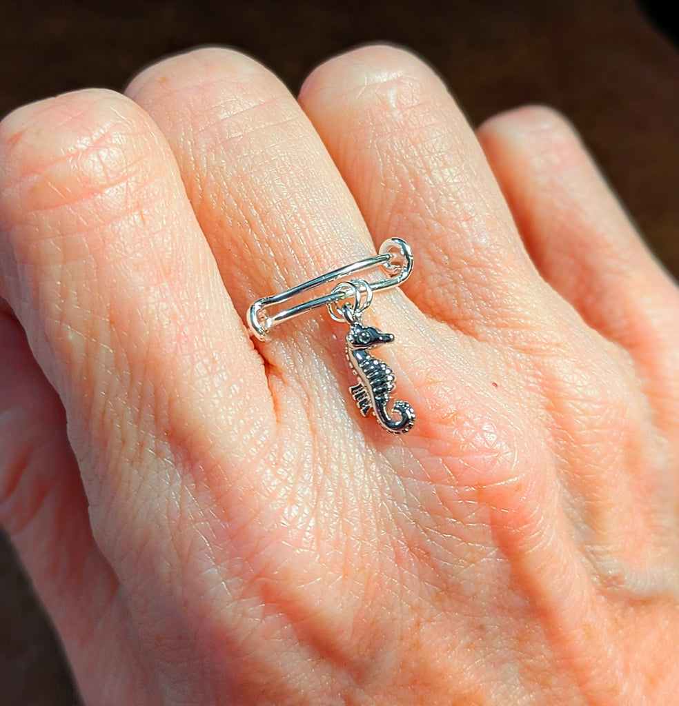 Seahorse Expandable Charm Ring - Silver