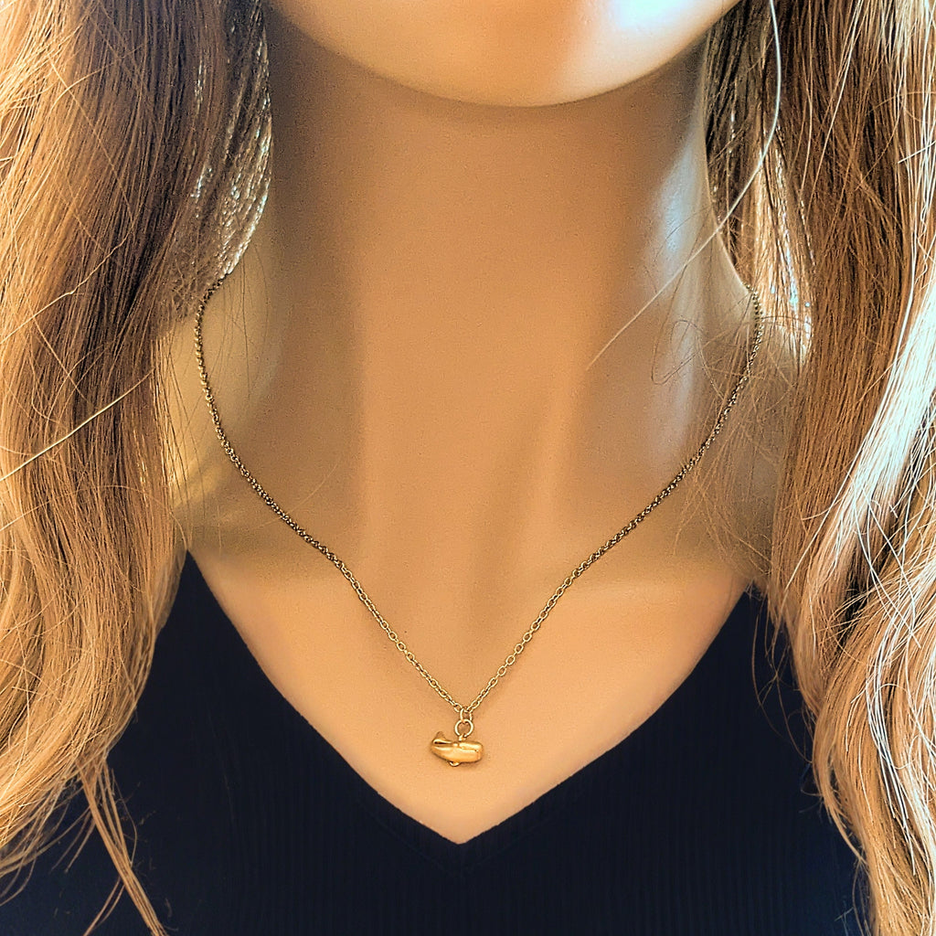 Whale necklace, Gold - 20 inch