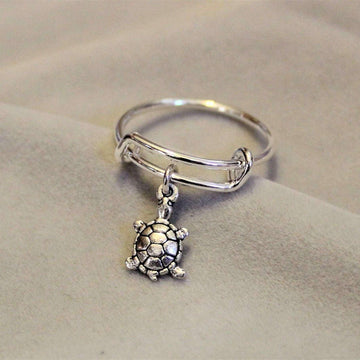 Tiny Sea Turtle Expandable Charm Ring