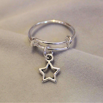 Star Expandable Charm Ring