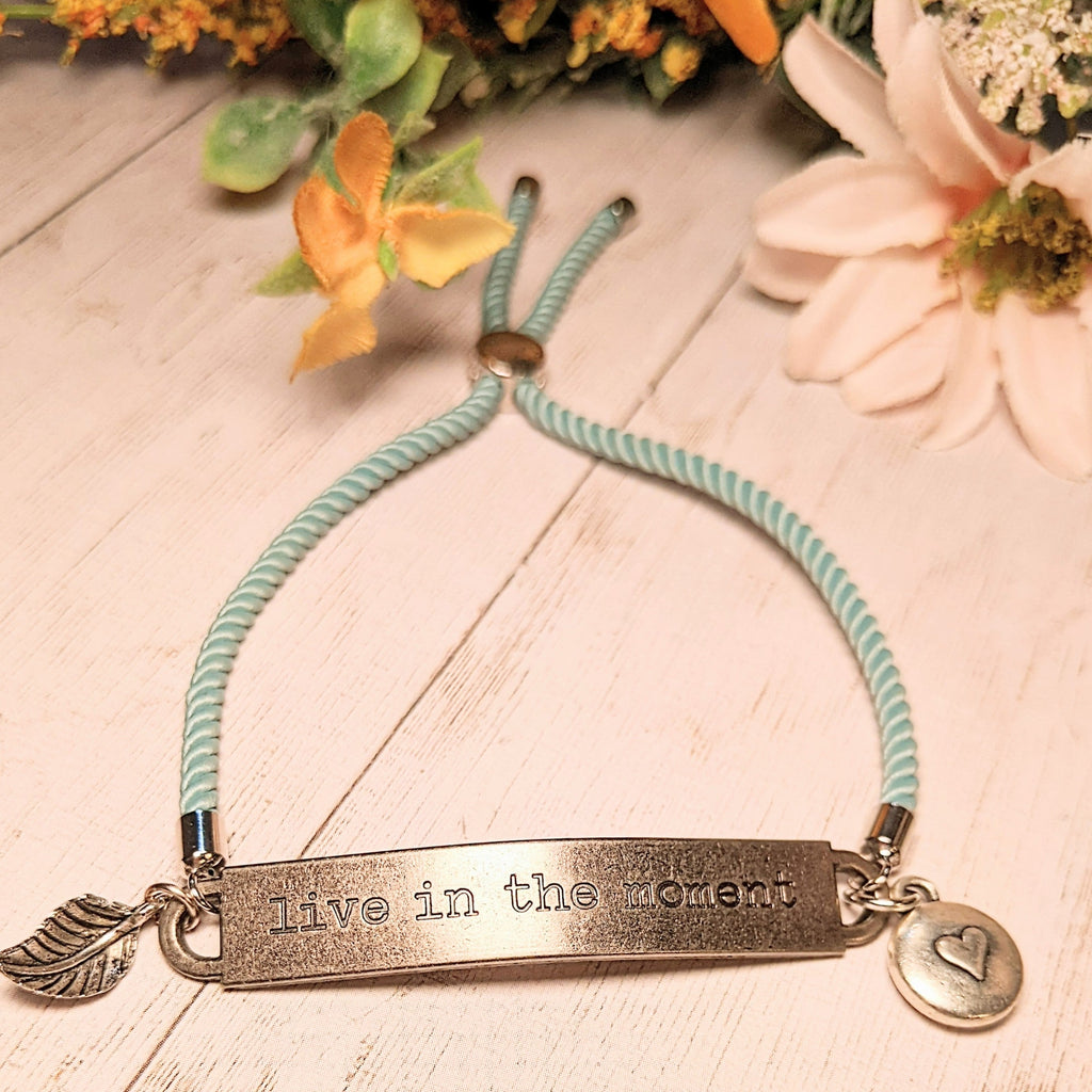 Live in the Moment, Inspirational Quote Twisted rope bolo Bracelet