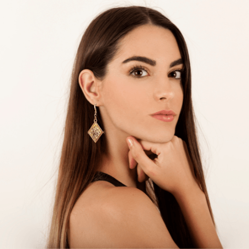 Diamond Shaped Dried Flower Dangle earrings