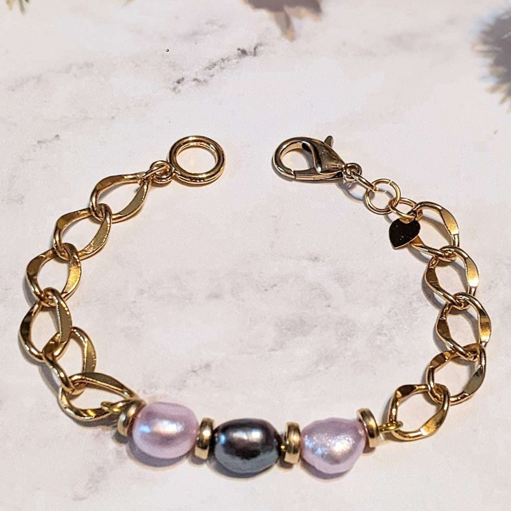 Natural Freshwater Baroque Pearl Bracelet - Gold Feminine Wiles
